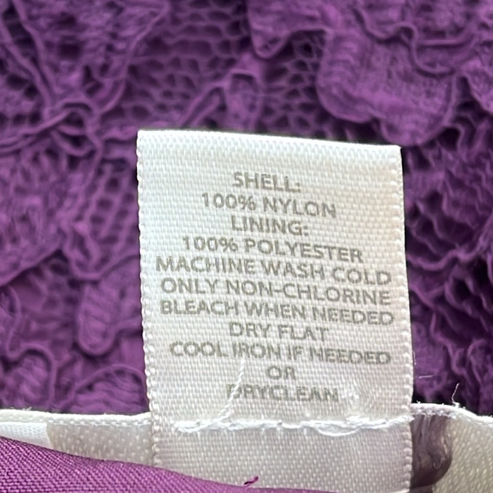 Loft mini skirt, purple floral lace, back zipper, women’s size 6 - Picture 8 of 9